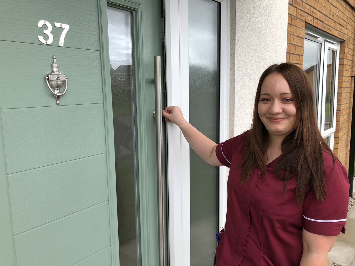 MuirGroupHA's tweet photo. We always love handing over new places to new residents ❤️ These new properties in #Winsford are providing great new homes to be happy in 🤩🤩🤩 https://t.co/DY9ZBPZdzP