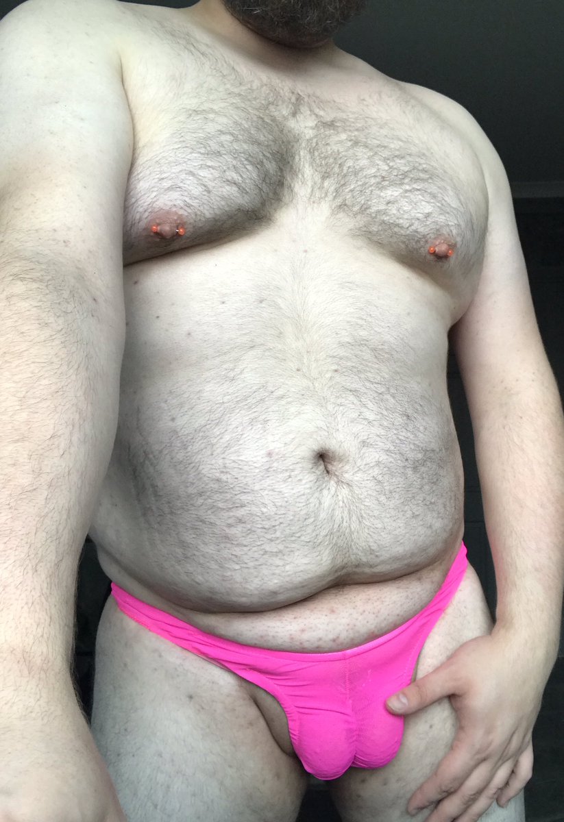 PupAlyxus's tweet photo. Interrupting my #Locktober magazine posts to show my new cage off π also got a cute thong to accentuate my pussy lips π ππ What do we think? Wear it or stay in the innie?
#TeamLocked #TeamChastity #LockedAndDenied #GayChastity #MicroNub #SissyCaption #PussyBoy https://t.co/BeWlMUxrIQ