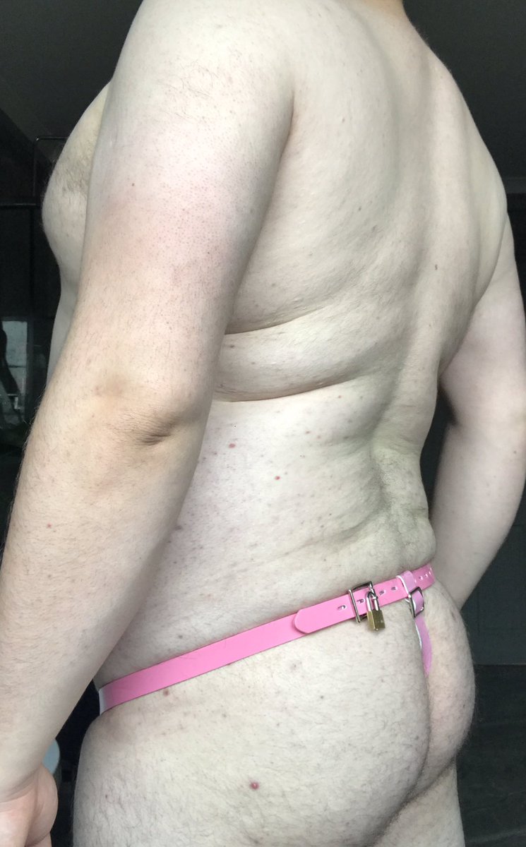 PupAlyxus's tweet photo. Interrupting my #Locktober magazine posts to show my new cage off π also got a cute thong to accentuate my pussy lips π ππ What do we think? Wear it or stay in the innie?
#TeamLocked #TeamChastity #LockedAndDenied #GayChastity #MicroNub #SissyCaption #PussyBoy https://t.co/BeWlMUxrIQ