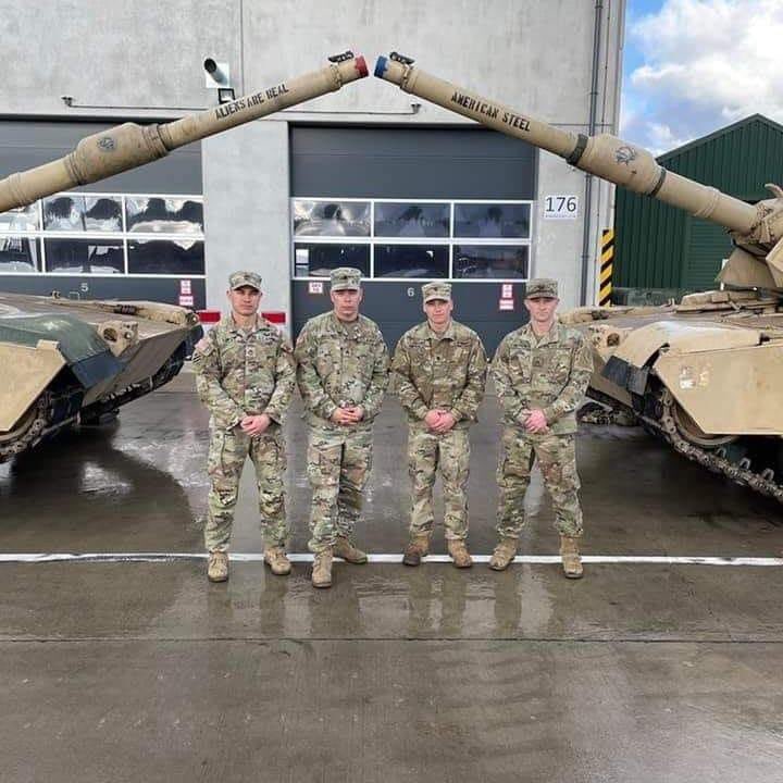 burts_knights's tweet photo. On this #TankTuesday 3-66 AR highlights #SOLDIERS representing the #US at the Myltinational #Tank Competition in Adazi, Latvia. The Burt’s Knights #warfightingmastery is matched against other #NATO allies in this fierce competition starting tomorrow. Good luck Burt's Knights! https://t.co/z8toPHy981