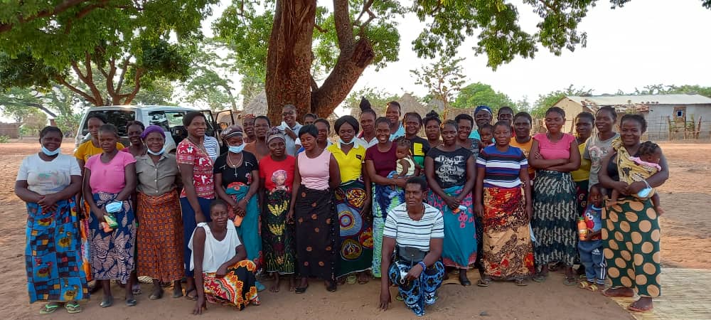The rural women in Nyimba, Zambia have issued a policy declaration with support from PLAAS and Zambia Land Alliance. Their demands include: to promote women’s access to use, control, own, inherit and transfer land and natural resources.