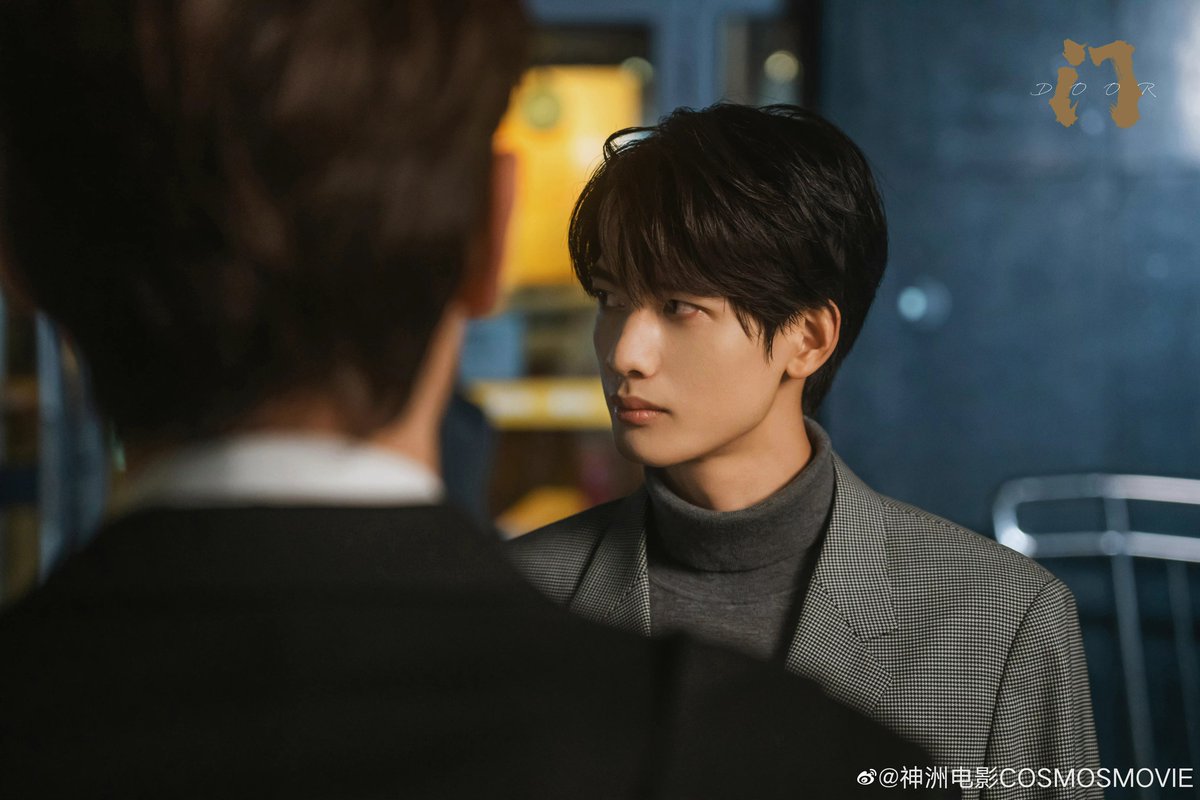 tokiyakgae's tweet photo. Stills from upcoming short film starring Gan Wangxing 《Door》

#甘望星 #GanWangxing https://t.co/p7fv3LYT78