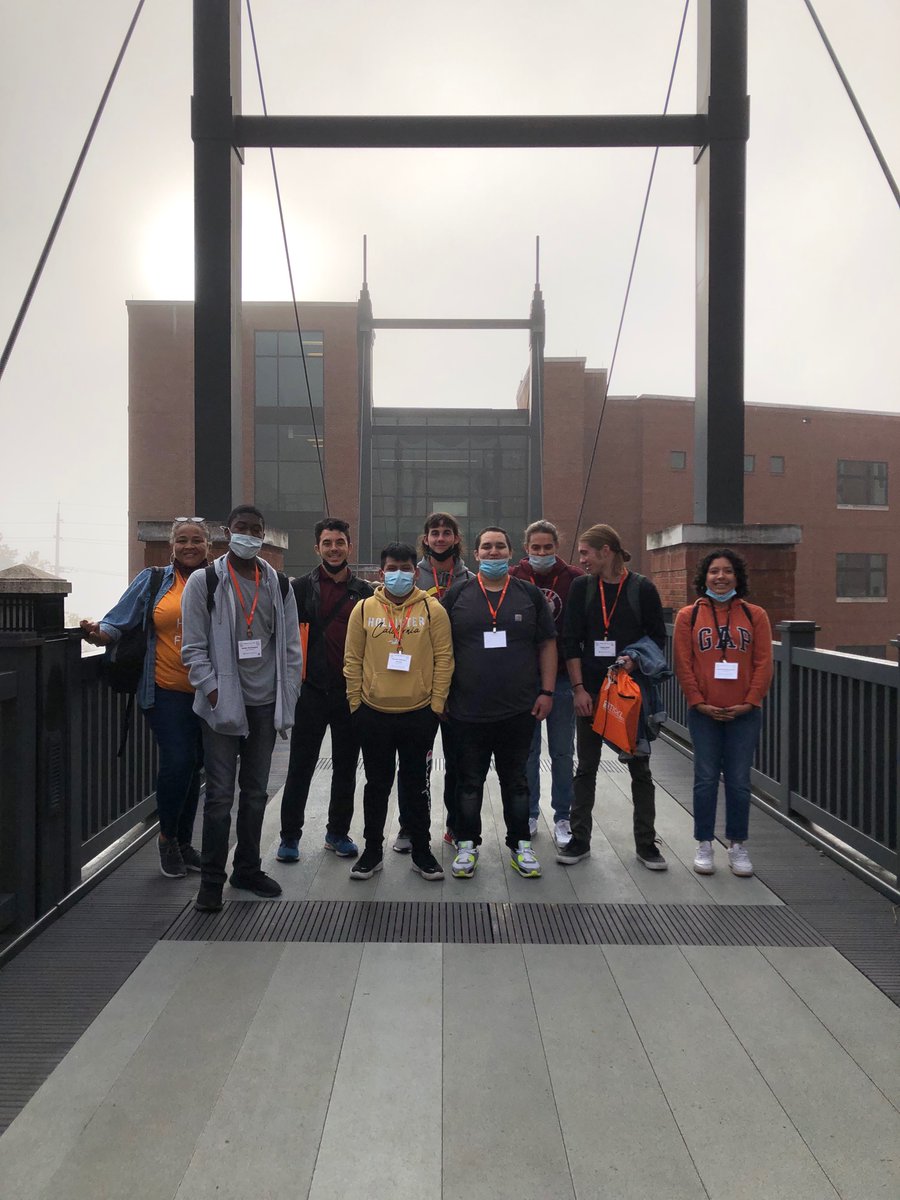 Falcon_GRAD's tweet image. Took several of the students to UTK for #UTEngineersDays! #FultonFamily #ProjectGRAD
