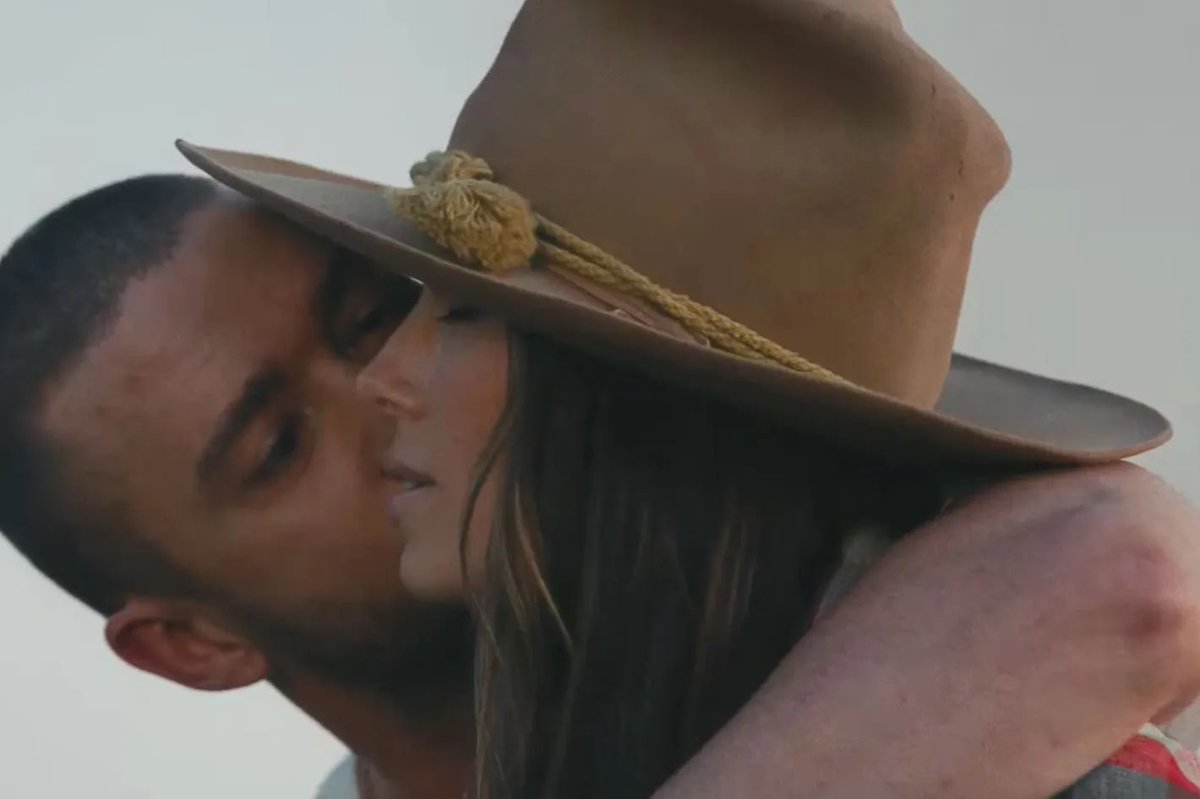 Rihtina_Raylake's tweet photo. Happy wedding anniversary #Timberbiel @jtimberlake @JessicaBiel https://t.co/PRLo637fgP