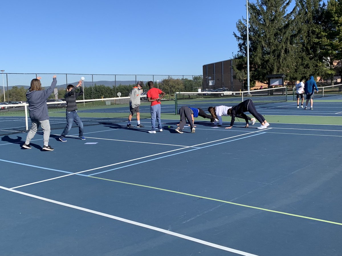 FCPSAdaptedPE's tweet photo. #peermodels #visuals #partners #differentiation #positivereinforcement #socialinteraction #fitness #cardio #skilldevelopment #reciprocalplay #allthingsinclusive This is #fcpsinclusivepe! @BGHEPE @MiMSprincipal @FCPSExecDir_CII @SpecialFCPSEd @FCPSMaryland @FCPS_P4S @KarenYoho4BOE https://t.co/dScYxKATzF