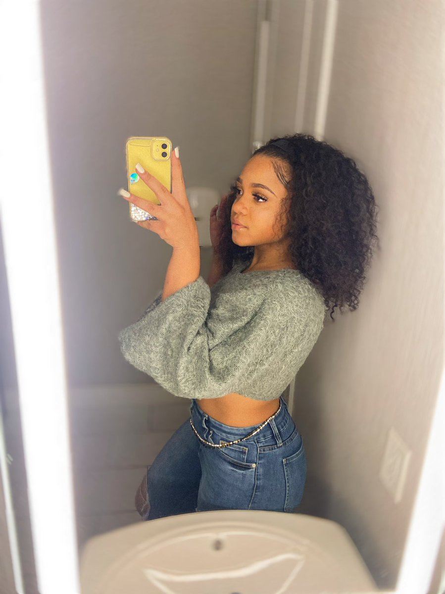 peachycurv's tweet photo. #peachy #CharlotteNC #natural https://t.co/4IYB3s0Mv4