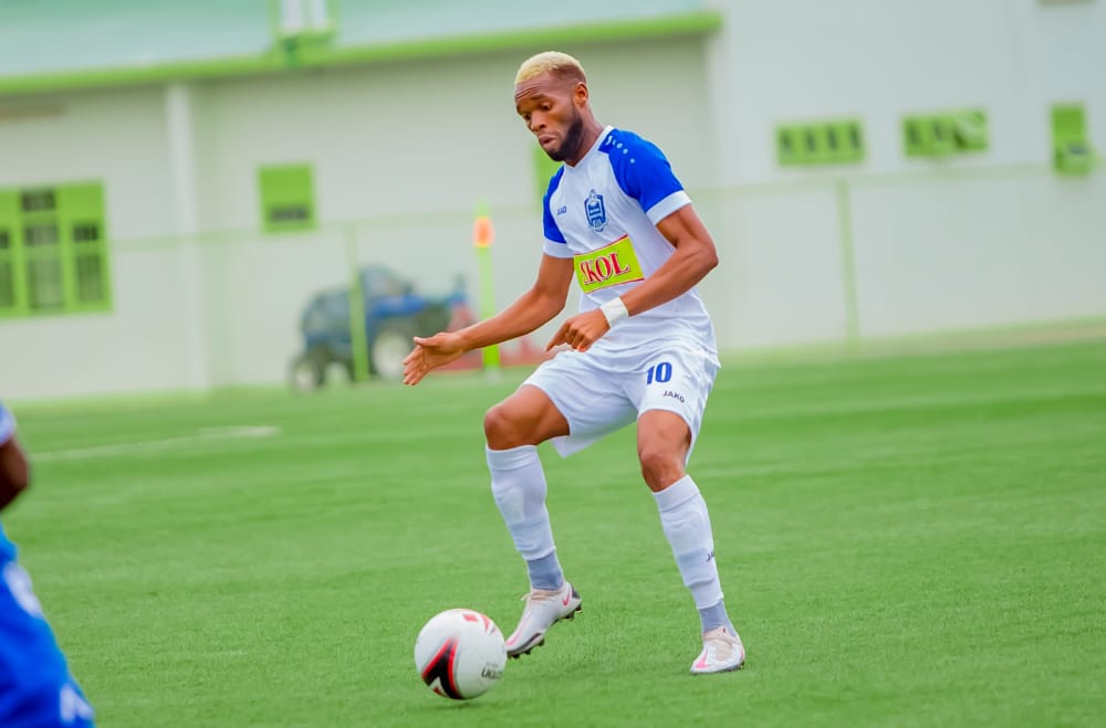 rayon_sports's tweet photo. UPDATE:
Today we played against Bugesera FC in a build up friendly, results were:
FT: Rayonsports FC 1- 0 Bugesera
#Gikundiro| #OneTeamOneDream https://t.co/Wi1X6RuBSL