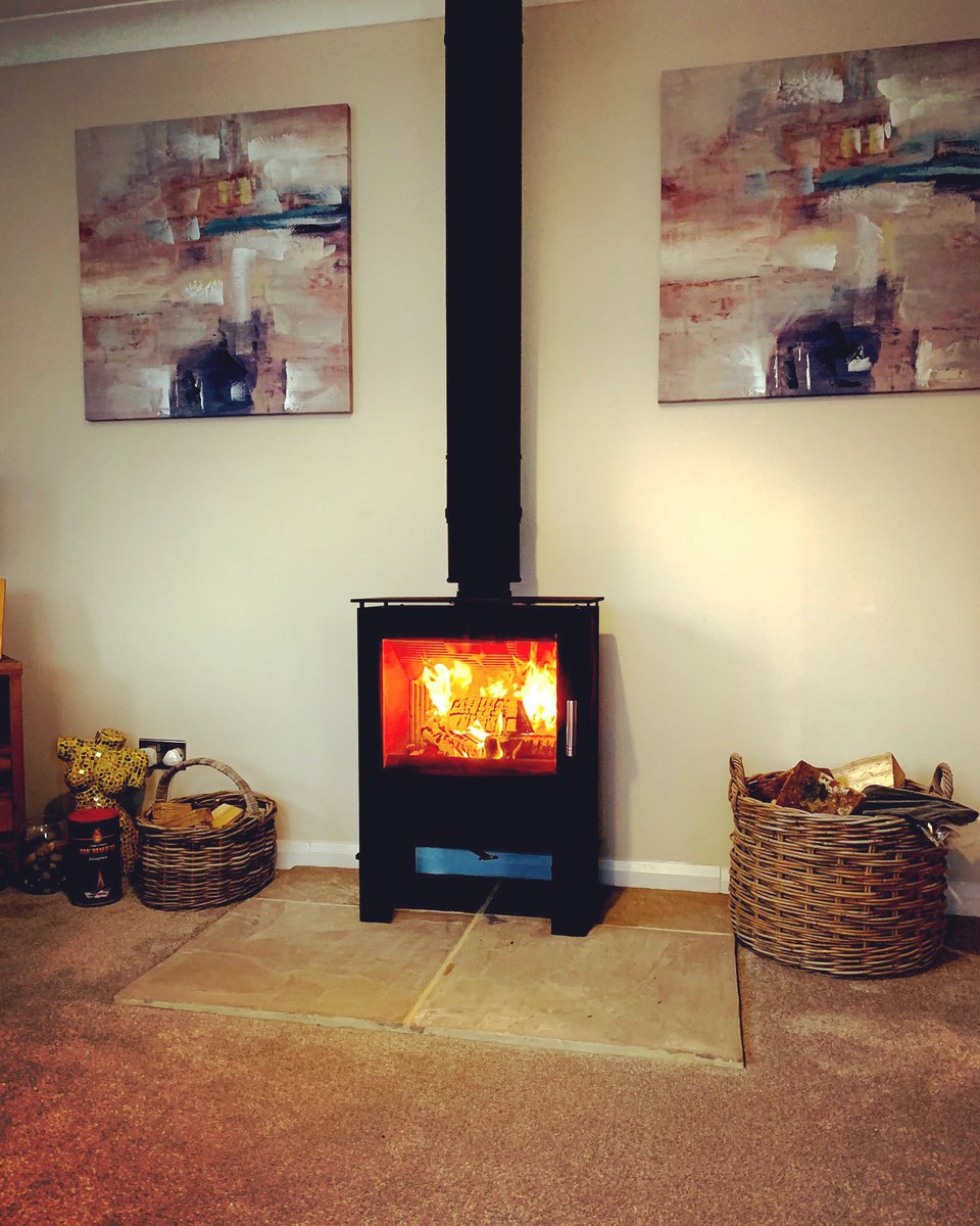 A Mendip Woodland stove with twin wall flue fitted in a soggy Seaton, East Devon yesterday. 

This customer was all ready with their kindling, kiln dried wood and firelighters! 

#mendipwoodland #mendipstoves #stoves #seaton