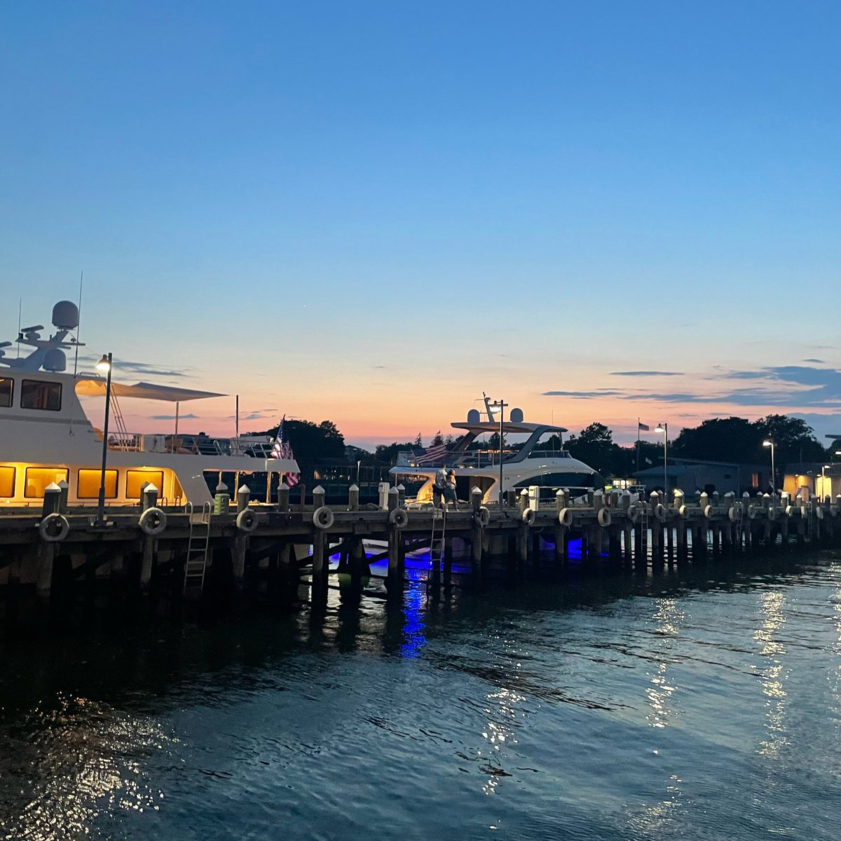 CushComms1's tweet photo. Someday my yacht 🛥 will come, meanwhile, I’ll be busting a move for my writing ✍️ and PR clients. (scene from my summer trip to #longisland) #publicrelations #mediaoutreach #publicist #entrepreneur #womanownedbusiness #yacht https://t.co/9PbUOnRByZ