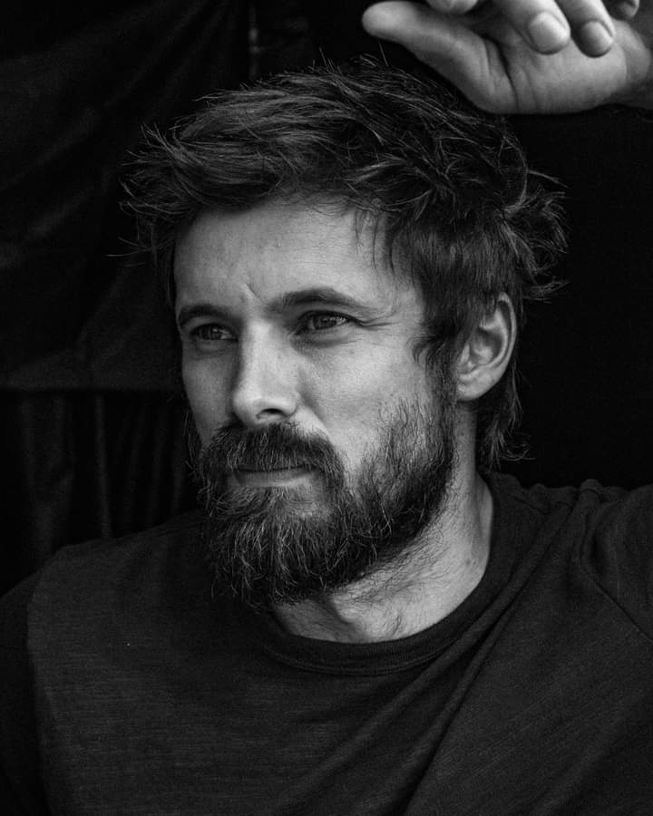 bradleyjamesbra's tweet photo. Olha quem apareceu!!!๐
๐ท| "Para um toque de variedade em meu perfil, aqui estรก uma foto minha.
Pelo emergente Stanislav Callas #5oclockshadow" https://t.co/ynXeV3JaOi