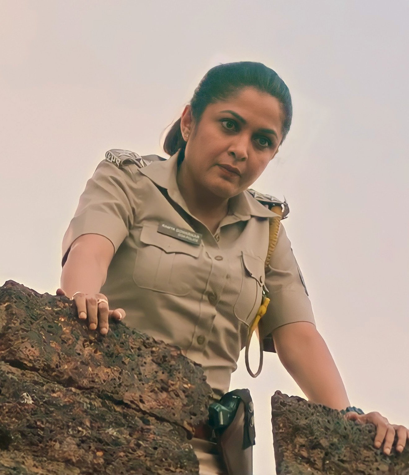 Image Ramya Krishnan Actress, iiQ8, Hot Actor RamyaKrishnan stills, Ramya Age iiQ8