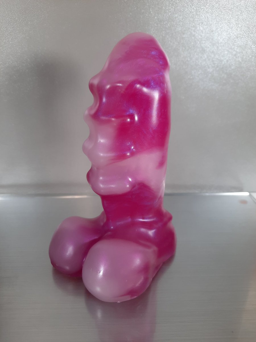 TailLabs's tweet photo. Good morning all! Tinkering with a new toy shape, will be seeing more of this one very soon! https://t.co/0RdwQHoepF