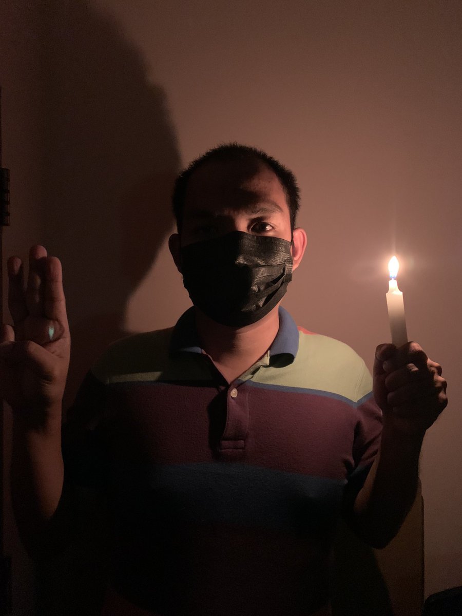 #CandleStrike to burn down military dictatorship with revolutionary flames.
#HelpMyanmarIDPs 
#Oct19Coup 
#WhatsHappeningInMyanmar