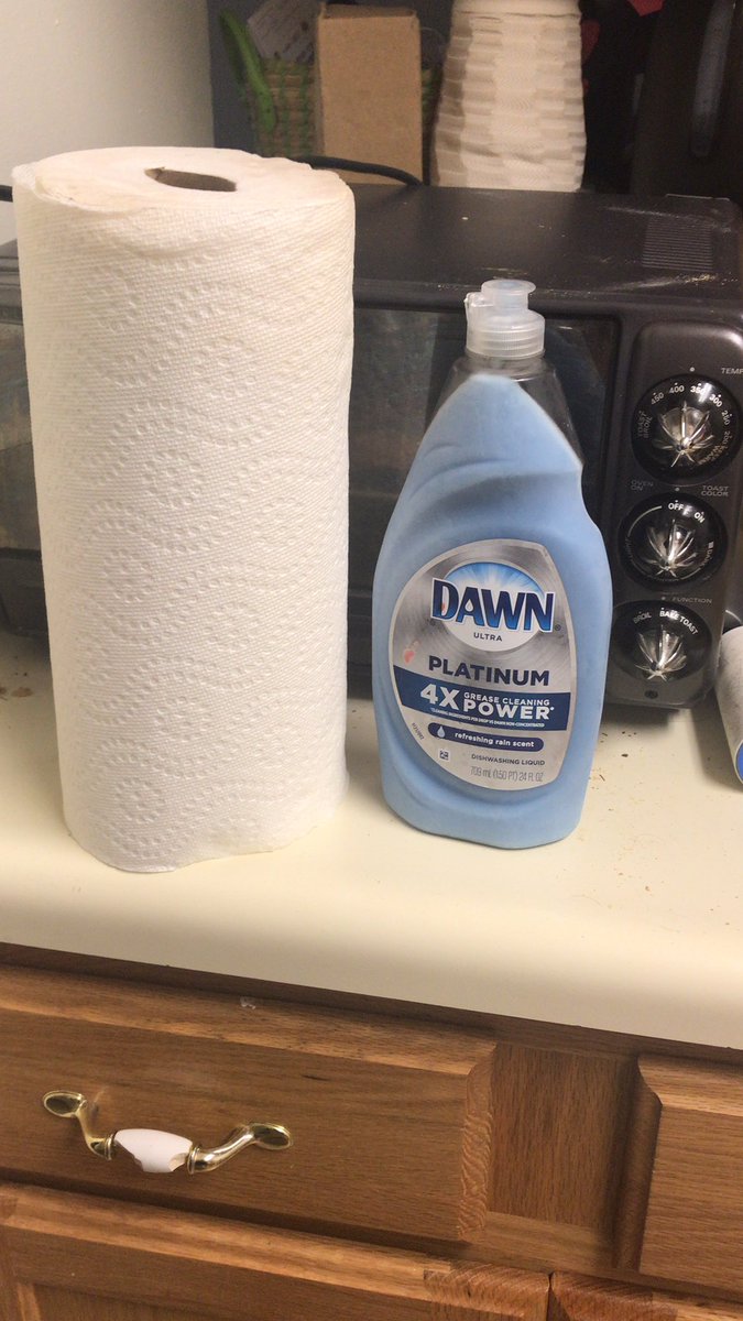 spiceyleaf's tweet photo. our roommate jolene sleep walks, and today we found the paper towels and dish soap in the freezer https://t.co/Oib9XFU7iE
