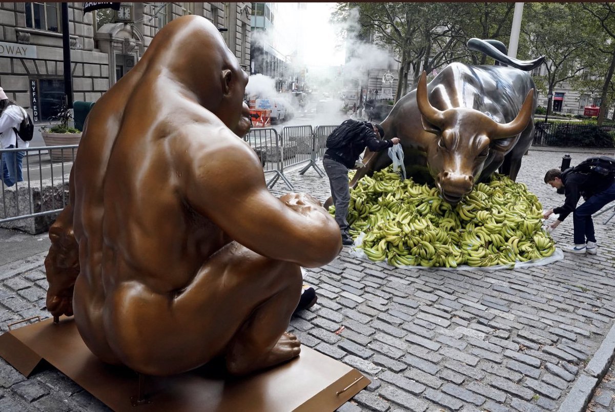 Someone has placed a massive gorilla and a lot of bananas in front of the Wall Street bull. 

We live in wild times.😅😂🤣
