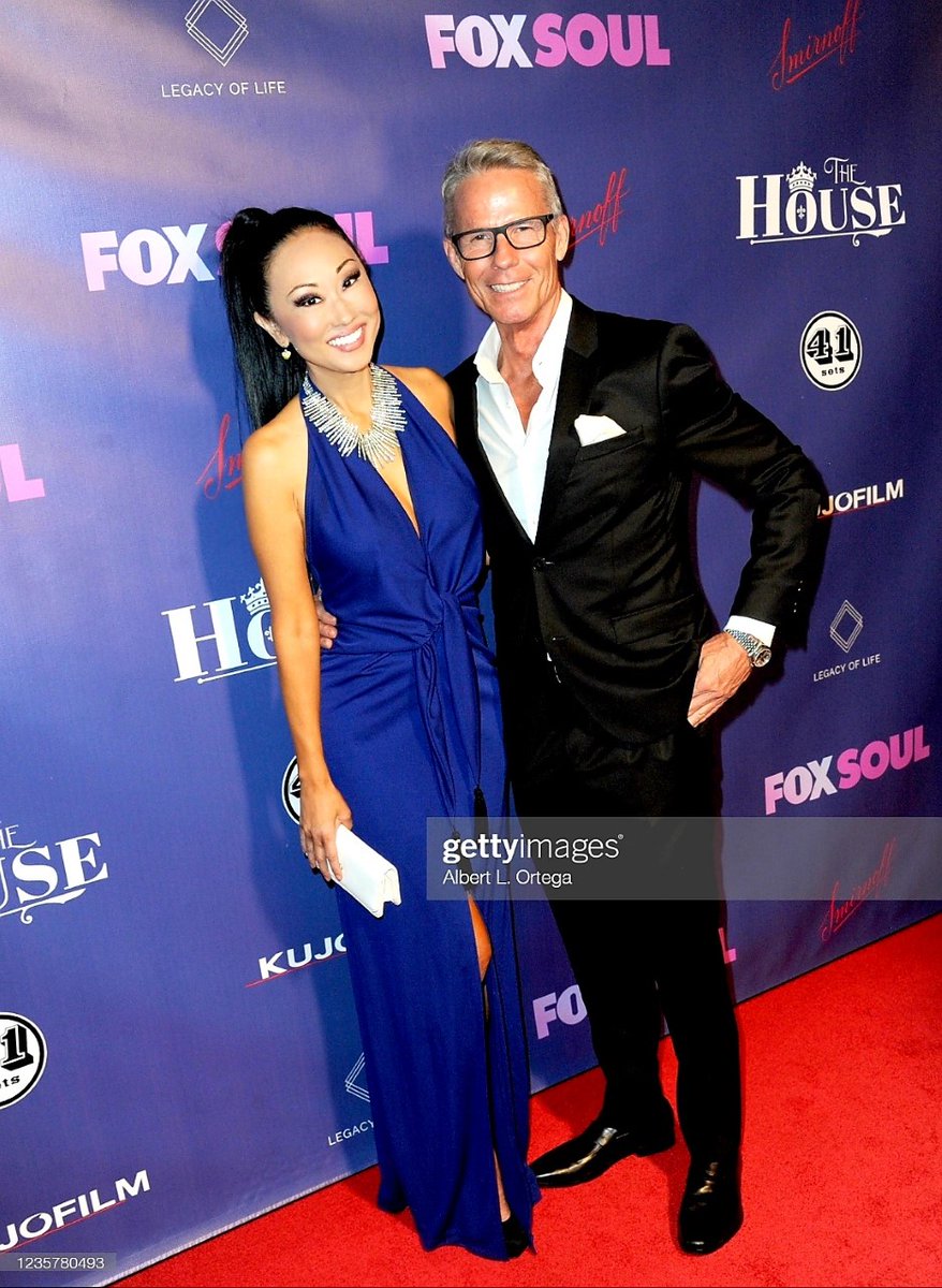 #thehouse #foxsoul #foxsoultv #albertlortega #sgthesign A special thank you to <a href="/SgThesign/">SG Thesign</a> <a href="/AlbertLOrtega/">A O</a> #accessories #luxuryaccessories #handbag
