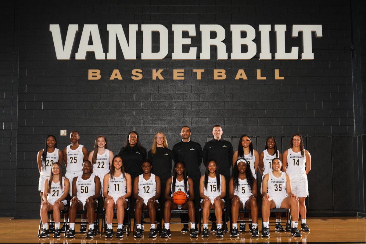 VandyWBB's tweet photo. Crew 💛.

#AnchorDown https://t.co/dUqJ1zM1wZ