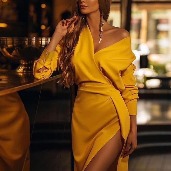 _SpoiledGoddess's tweet photo. Feeling a little classy tonight. 🥂

For more like this, follow @_SpoiledGoddess

- Spoiled Goddess; the house of sexy chic fashion.

Photos belong to their respective owners.

#fabulousmood #highclassfashion #livinglife https://t.co/qmES2eJcBb