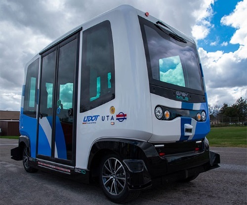 AASHTOsean's tweet image. A total of 17 states earned at least one #TransComm award this past September, recognizing outstanding work in a range of communications skills, tactics &amp;amp; campaigns. #transportation #infrastructure @aashtospeaks @UtahDOT @NCDOT talkingtransportation.wordpress.com/2021/10/18/tra…