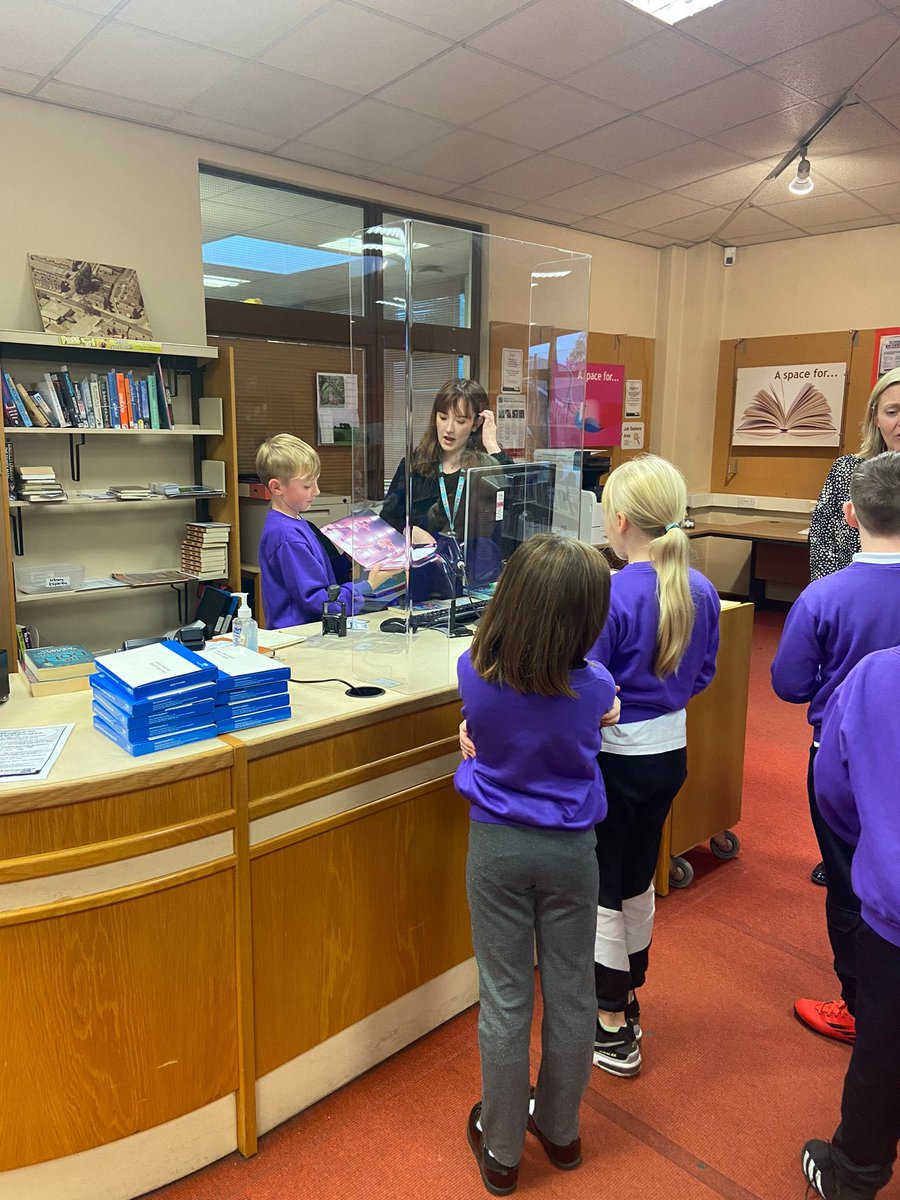 StOswaldsRC's tweet photo. Once upon a time, a brave Ellerbeck Class ventured through torrential rain to visit the local library. #alpsit @MichaelRosenYes #reading https://t.co/THLqSswixx