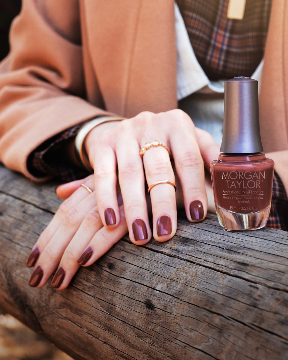 MTMorganTaylor's tweet photo. We're totally loving this hot chocolate crรจme. Get Totally Trailblazing on https://t.co/1MtLSrMTCB while supplies last! ๐ค
#MorganTaylor #MTMorganTaylor #MorganTaylorPolish #MorganTaylorLacquer #TotallyTrailblazing #FallCollection #FallNails #FallInspo #FallMani #nailsoftheday https://t.co/7deW171YJv
