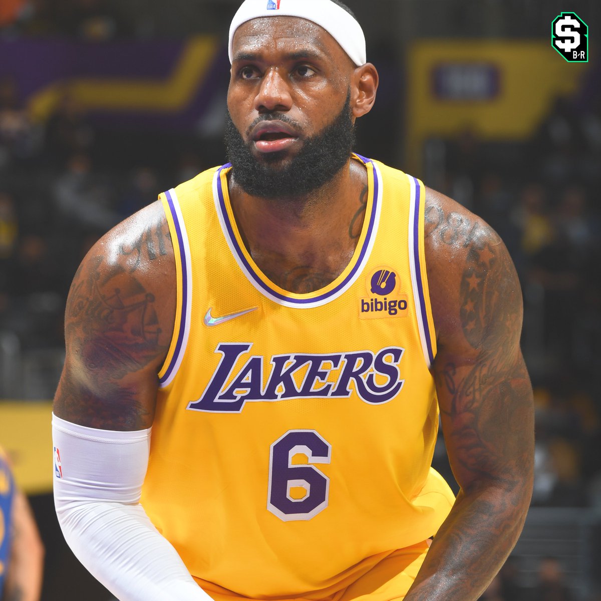 br_betting's tweet photo. 🤑 HOODIE GIVEAWAY 🤑

RT and reply with how many points LeBron will score tonight and #BRBettingLeBronGiveaway 

Giving away hoodies to 3 followers who get it right https://t.co/7xTq7R6kkF