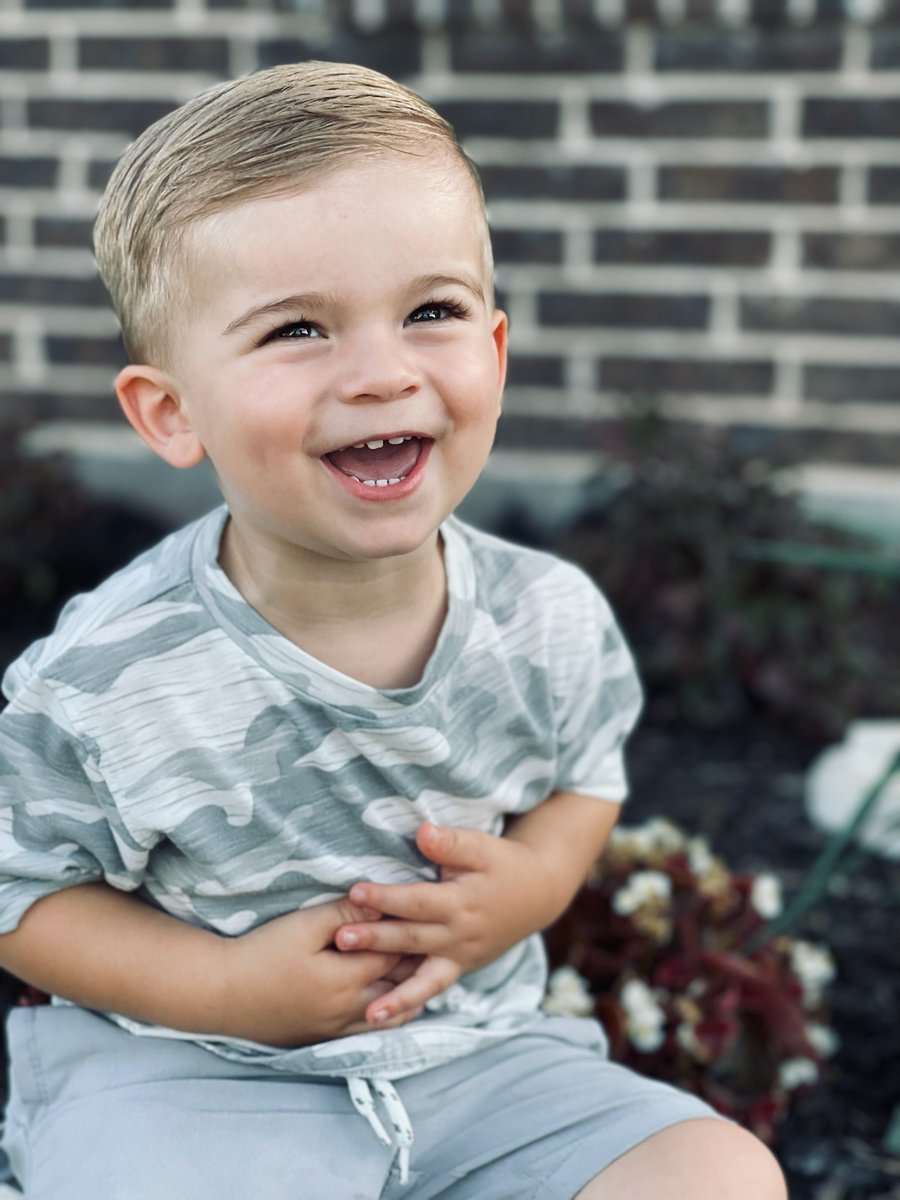 granburyisd's tweet photo. Slade Middlebrook, a student at Little Buccaneers GISD Staff Childcare Center, was honored at Monday's school board meeting for being named the American Heart Association’s National Heart Hero. Read more: https://t.co/Nu56uyxl6i #GISDLead #GISDEngage #GISDInnovate #SladeStrong https://t.co/PtfewVoydD