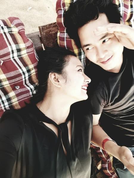 bitupon_pegu's tweet photo. Love is in the air https://t.co/99KRd23Jva