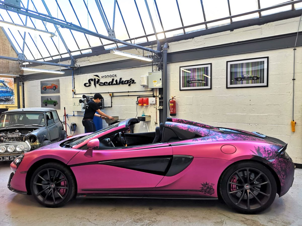 Limited100HQ's tweet photo. We are delighted to support an upcoming 10-part TV series with the supply of 2 limited edition prints by @PWardPhoto. Sign up to be the first to receive updates and exclusive content on #PaddockSpeedshop's upcoming 10 part series, by visiting https://t.co/DORN5doFLG https://t.co/8xQCtJYaGv