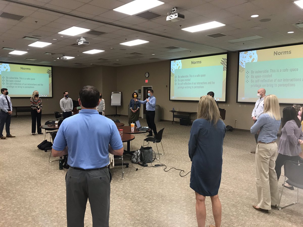 mskellie70's tweet photo. @GRRECKY Digging deeper into Hacking School Discipline with @Weinstein inEdu! π
#RestorativePractices
#BeProactive #ProjectPrevent https://t.co/98HN4wzSRU
