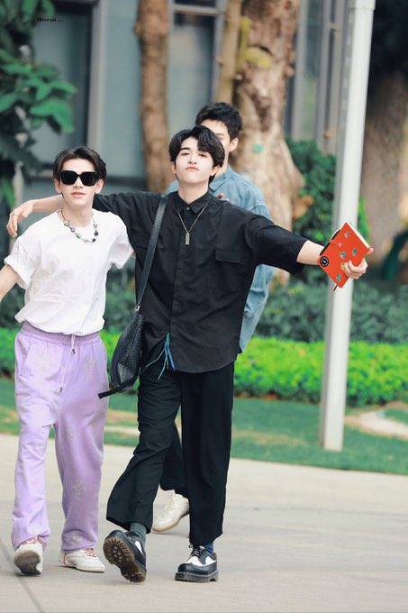 babycaelan's tweet photo. HappyBirthday เจ้าแฝดฝรั่งของเคเลน ขอให้แพทริคมีความสุขมากๆ สุขภาพร่างกายแข็งแรงนะครับ ! https://t.co/6tSFT73BwZ