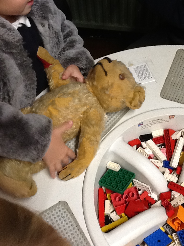YearOneAveley's tweet photo. Year 1 Aveley Primary
@YearOneAveley
·
8m
@YearOneAveley
 
Here are our photographs from the school trip. 
We loved looking at the old toys and exploring the toy box. https://t.co/Nib91s9UvX