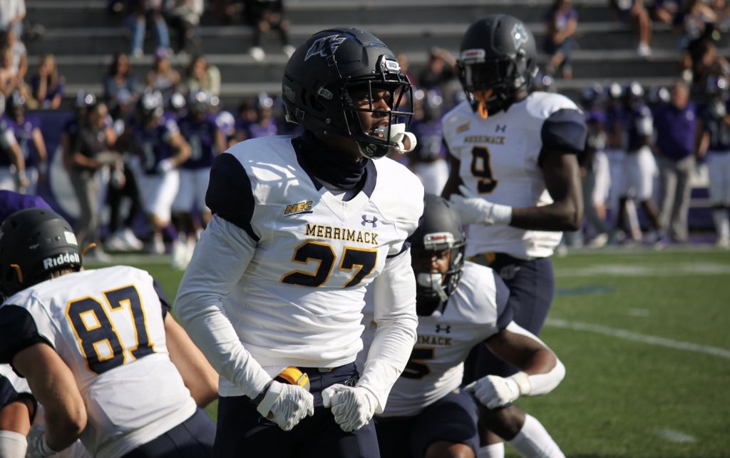 willsnupe's tweet photo. Blessed to say I have received my third Division 1 offer from @Merrimack_FB 

@CoachDanCurran @CoachBakMC https://t.co/3fovBhzo61