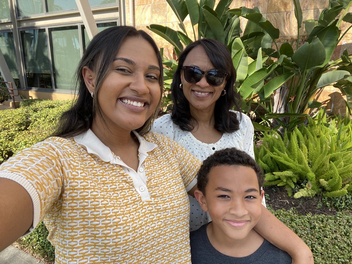 MartaRodRivera's tweet photo. Happy 22nd Birthday to my beautiful daughter whom I have the honor to be called her mom!! Love you and so thankful that God answered my prayer. 💕💕 https://t.co/9CvyGkOzhb