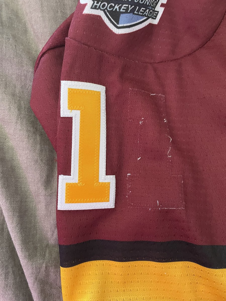 lacedrigg's tweet image. Trainers as know as magicians and creative out of the box thinkers! #noonewillknowthedifference #theywillknow #makethingswork #netflixandsew @PHATS_SPHEM @TimminsRock