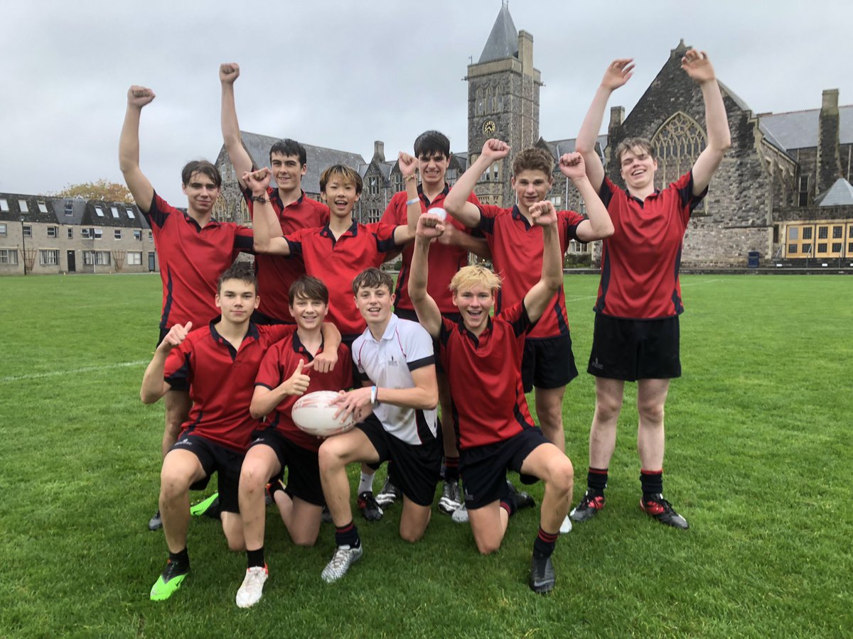 tauntonsports's tweet photo. South West internal teams competition! 🏉 a great way to start half-term. Amazing effort! @sporttps @tauntonschool @tauntonrfc  #rugby https://t.co/ShpjHVzG2M