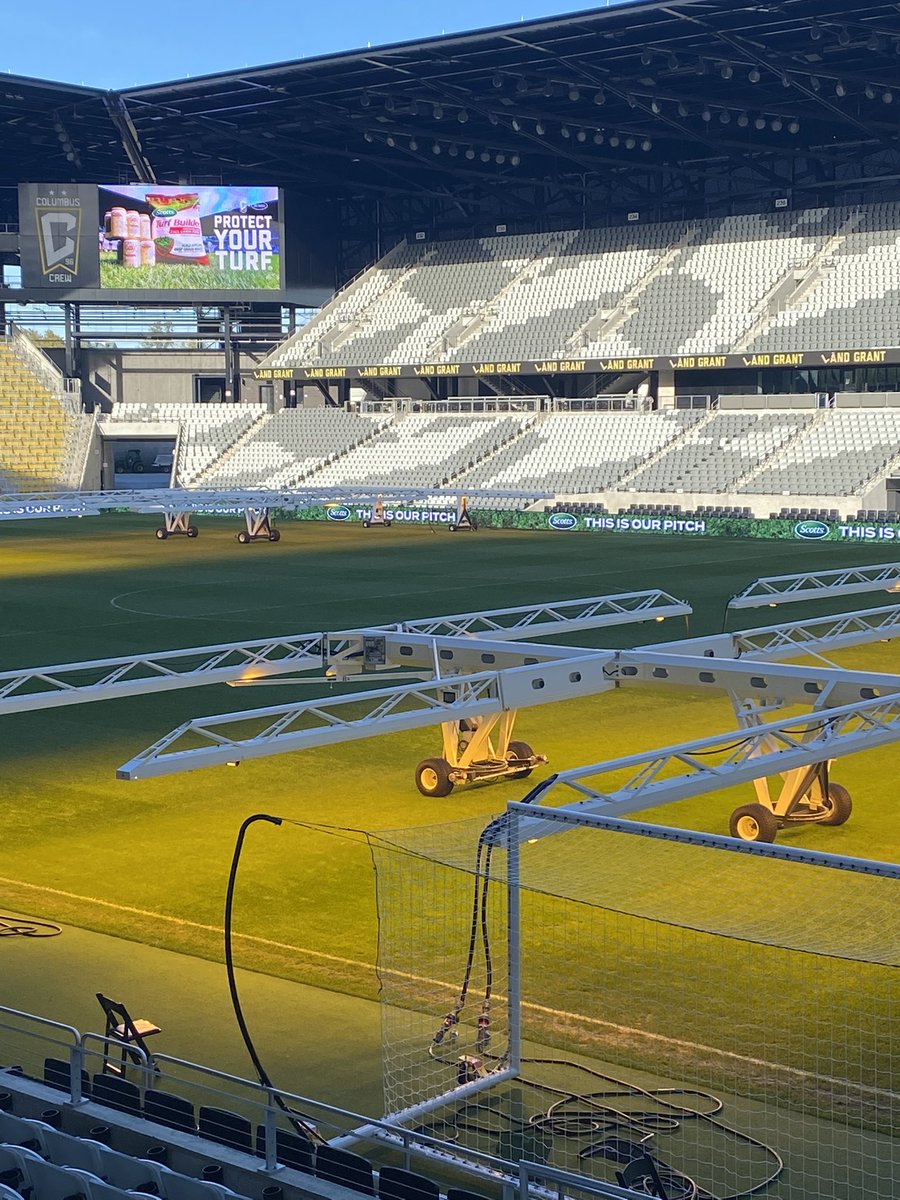 PhilGoldfarb's tweet photo. Love seeing this unique collaboration between two great #crew96Β partners. #ProtectYourTurf
@LandGrantBeer x @ScottsLawn https://t.co/VnlXhElVB9