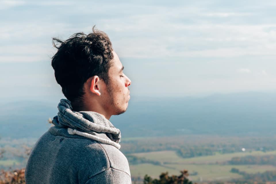 ARamosofficial's tweet photo. Just wanna encourage someone who might be having a rough one today. Breathe. If it’s the best it’s ever been, take it in. Breathe. Wherever you are isn’t where you’ll always be. Breathe through it and breathe in it. Love. https://t.co/gJIAqTkWxZ