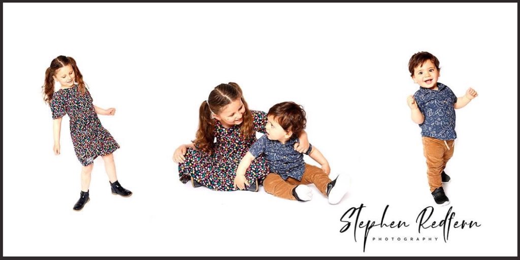 Christmas is just around the corner so a portrait sitting in the studio with a beautiful series of images framed would make such a special gift for that loved one. ❤️❤️.

stephenredfern.co.uk/manchester-por…