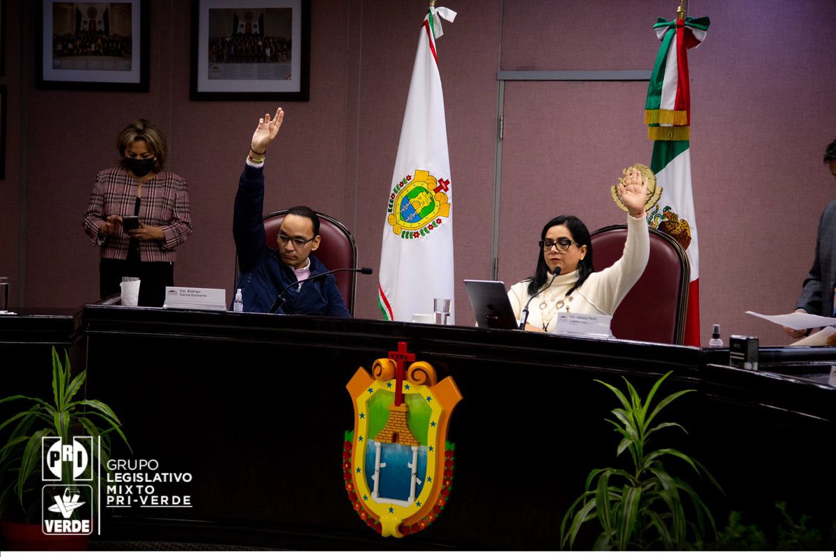 GLMPRIVERDEver's tweet photo. Nuestro Diputado Rodrigo García Escalante, estuvo presente en la Séptima Sesión Ordinaria de la Diputación Permanente de la LXV Legislatura del Cogreso del Estado de Veracruz.

#DiputaciónPermanente 
#GrupoLegislativo https://t.co/9rqFIoteDw