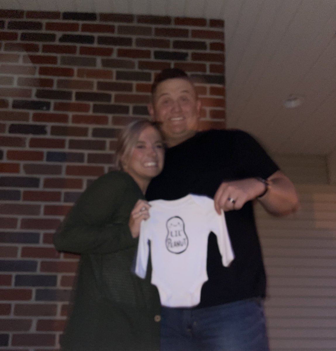 itsallohKAY's tweet photo. It’s official we are in the 2nd trimester.❤️ time is already flying! We can’t wait to meet you peanut!🥜 https://t.co/Cb8nadV8Kk