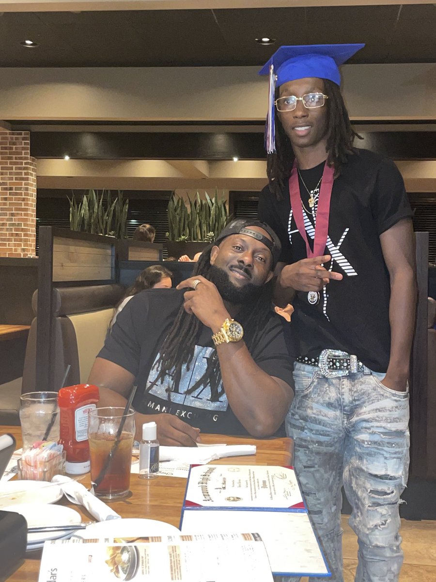 peeterbilt's tweet photo. Aight…my mainman https://t.co/qh17k4GlBy