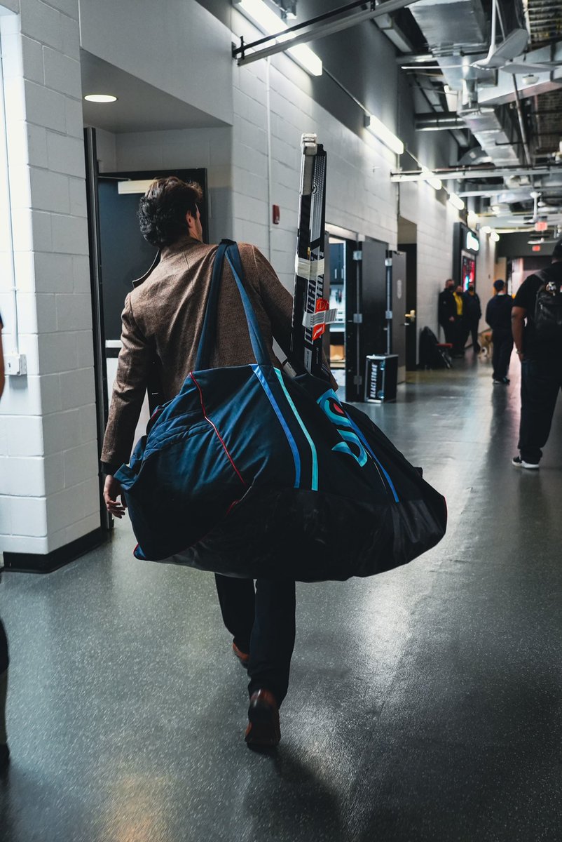 SeattleKraken's tweet photo. we spotted @JDac35 reporting for duty 👀 https://t.co/41OqPxdjPV