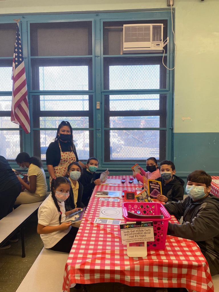 Roberto Clemente Elementary School tweet media