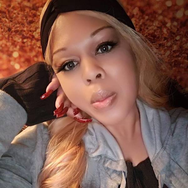 QueenMorgan is streaming in Uplive right now with amazing content, Dont miss out your chance to hang<a href="/tag/shows"class="tags"><span>#shows</span></a><a href="/tag/cam"class="tags"><span>#cam</span></a><a href="/tag/skype"class="tags"><span>#skype</span></a>