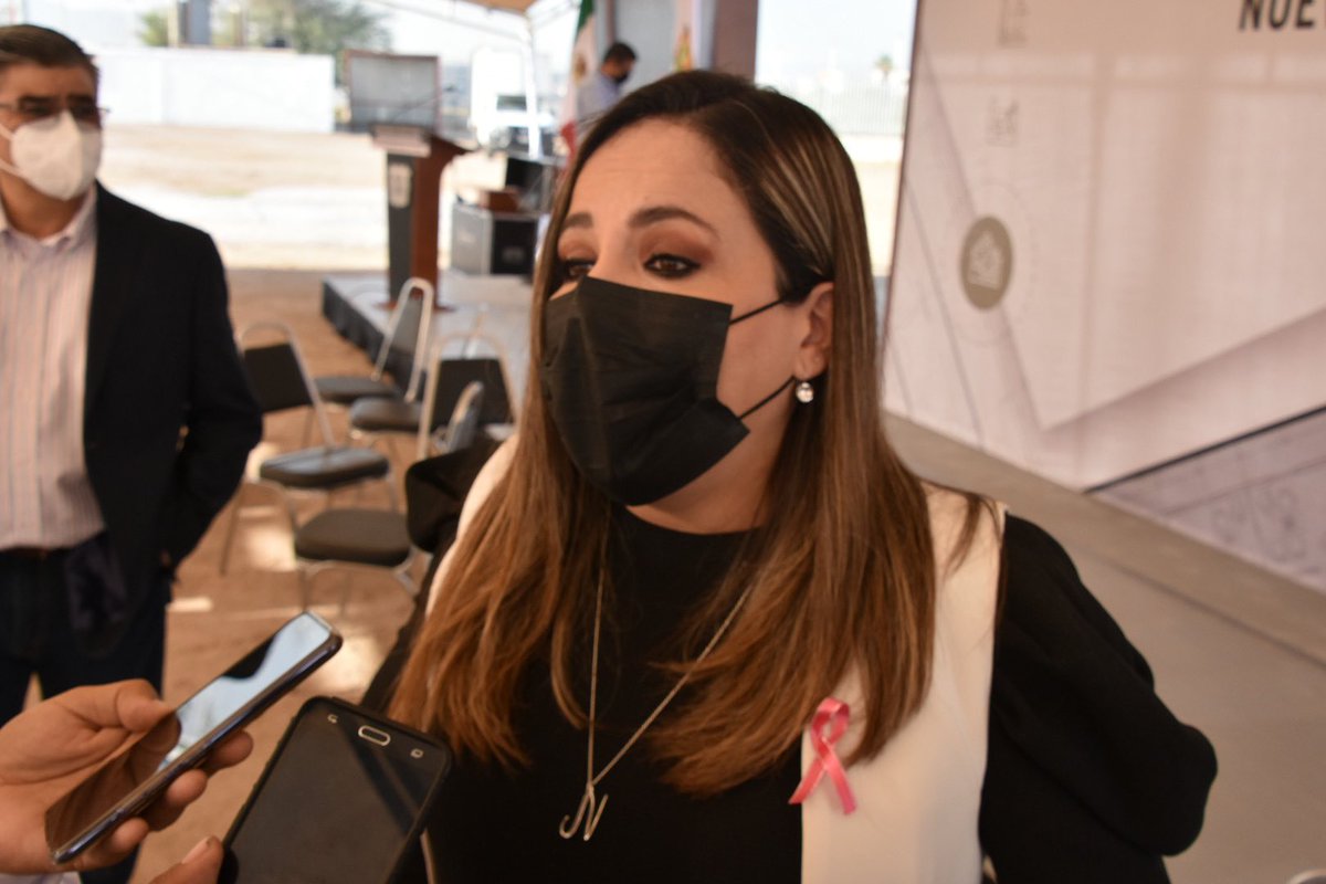 siglocoah05's tweet photo. 6.9 mdp invierten en Centro de Conciliación y Justicia Laboral en #CdFrontera #Coahuila, anunció @ZogbiNazira, titular de la @SETRA_COAH. https://t.co/fbBA2cDelh