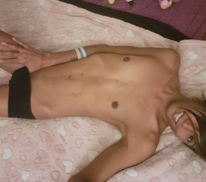 Care to lend a hand ?
#trans #mtof #twink https://t.co/LdENN3Qb70