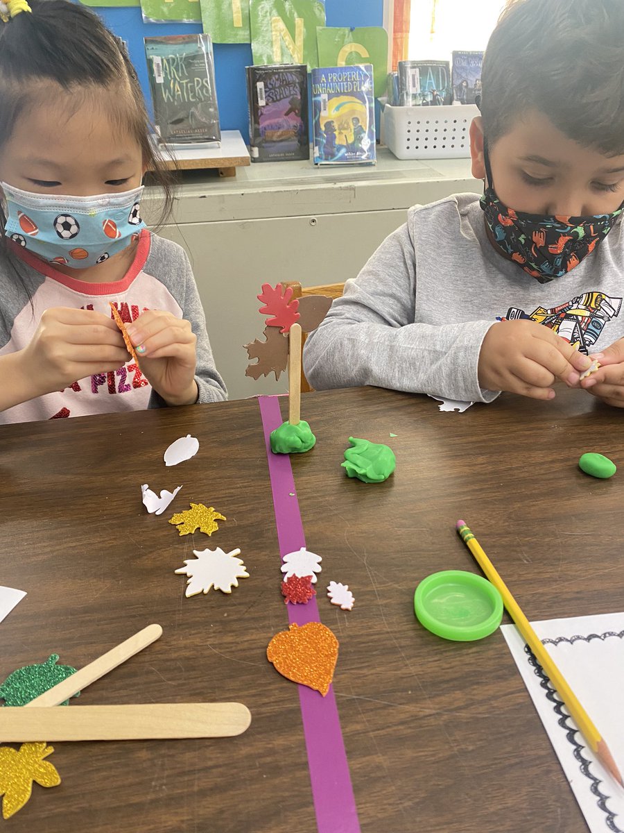 Ms. Barrett tweet media