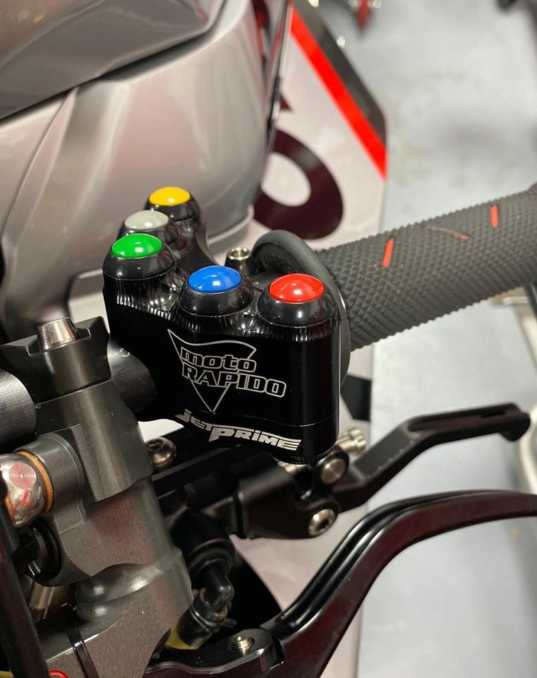 👀 As team supplier (<a href="/SpiderRearsets/">SpiderRearsets</a> <a href="/JetprimeItalia/">Jetprime</a> <a href="/SittaSprockets/">SITTA Sprockets</a> ) we’ve been privileged to witness the relentless effort &amp; determination by <a href="/tommybridewell/">Tommy Bridewell</a> &amp; <a href="/MotoRapidoBSB/">Moto Rapido Racing</a> team…💪🤩

Nothing is easy in <a href="/OfficialBSB/">Bennetts British Superbike Championship</a> &amp; 2nd in Championship is fantastic work!!👏👏😍🏆👌