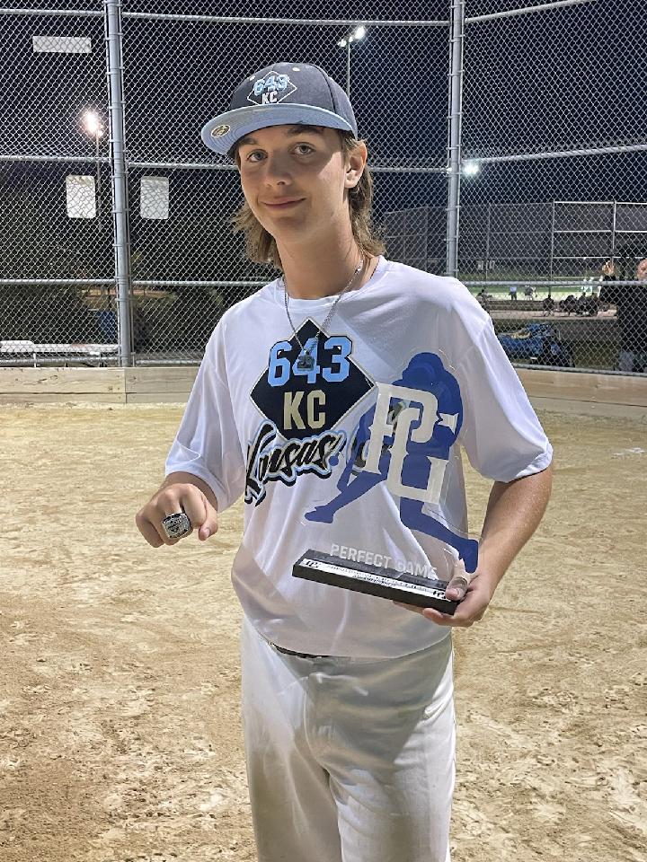SPWF_Aaron's tweet photo. @643KC my son Cale had a good weekend. First Grand Slam and MVP at 13AA Fall World Series. https://t.co/HizFLywxGG
